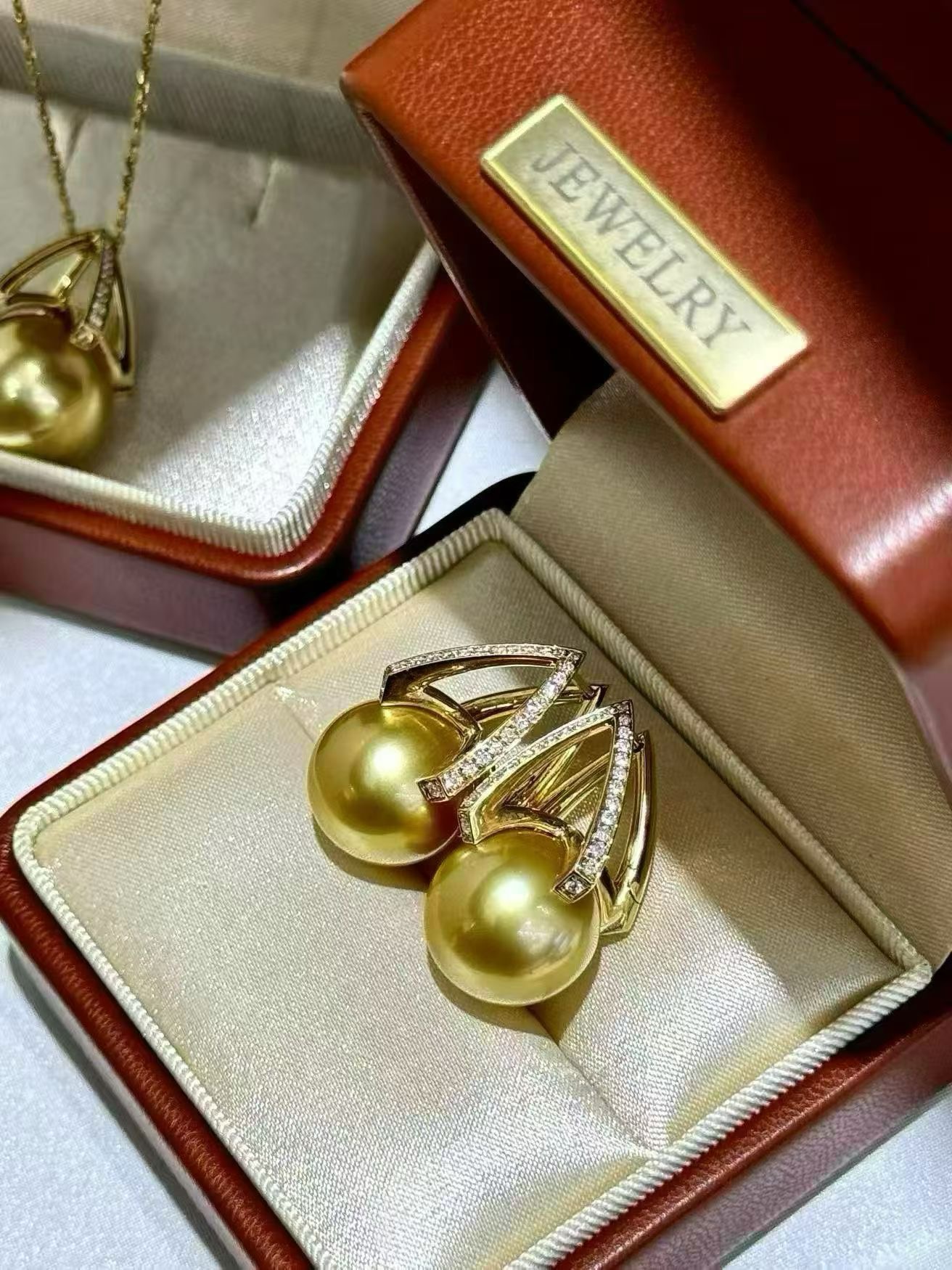 Message gallery image