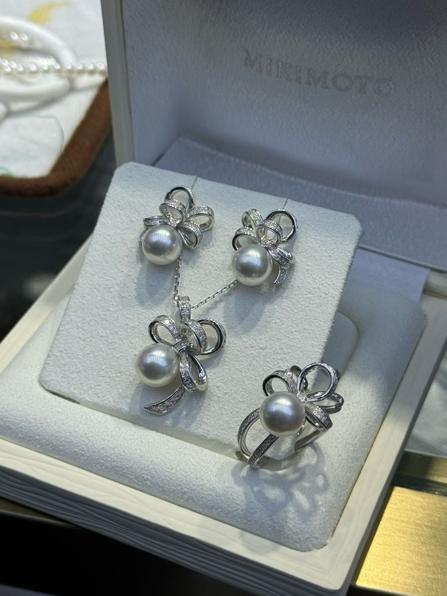 Message gallery image