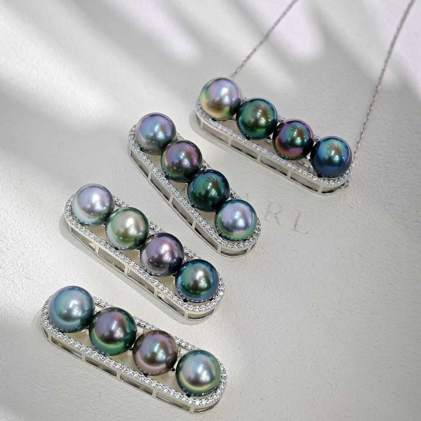 Message gallery image